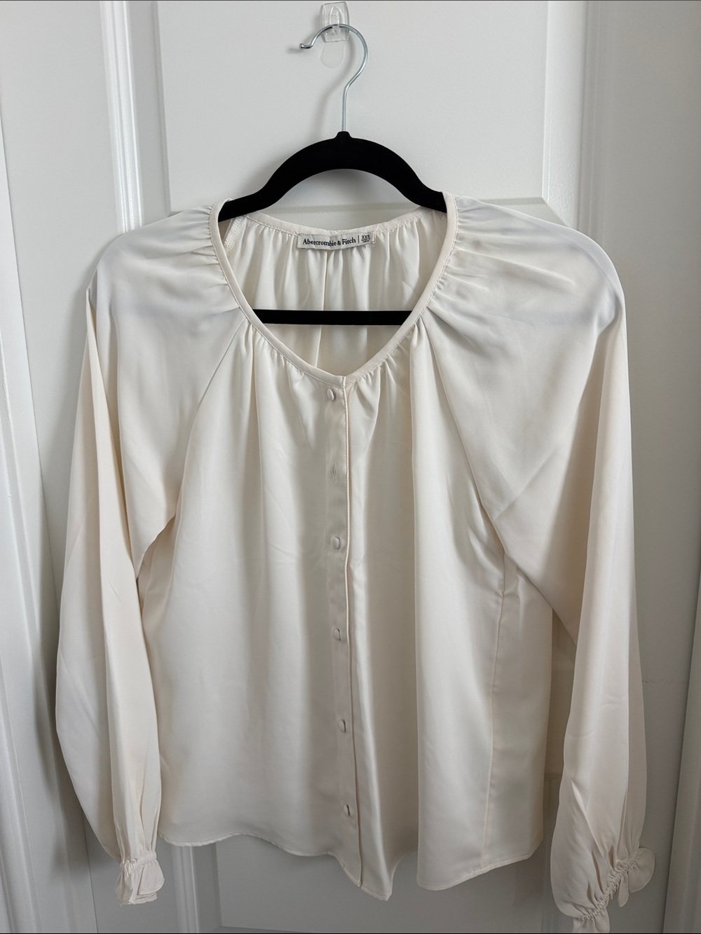Abercrombie & Fitch Ivory Button-Front Peasant Blouse